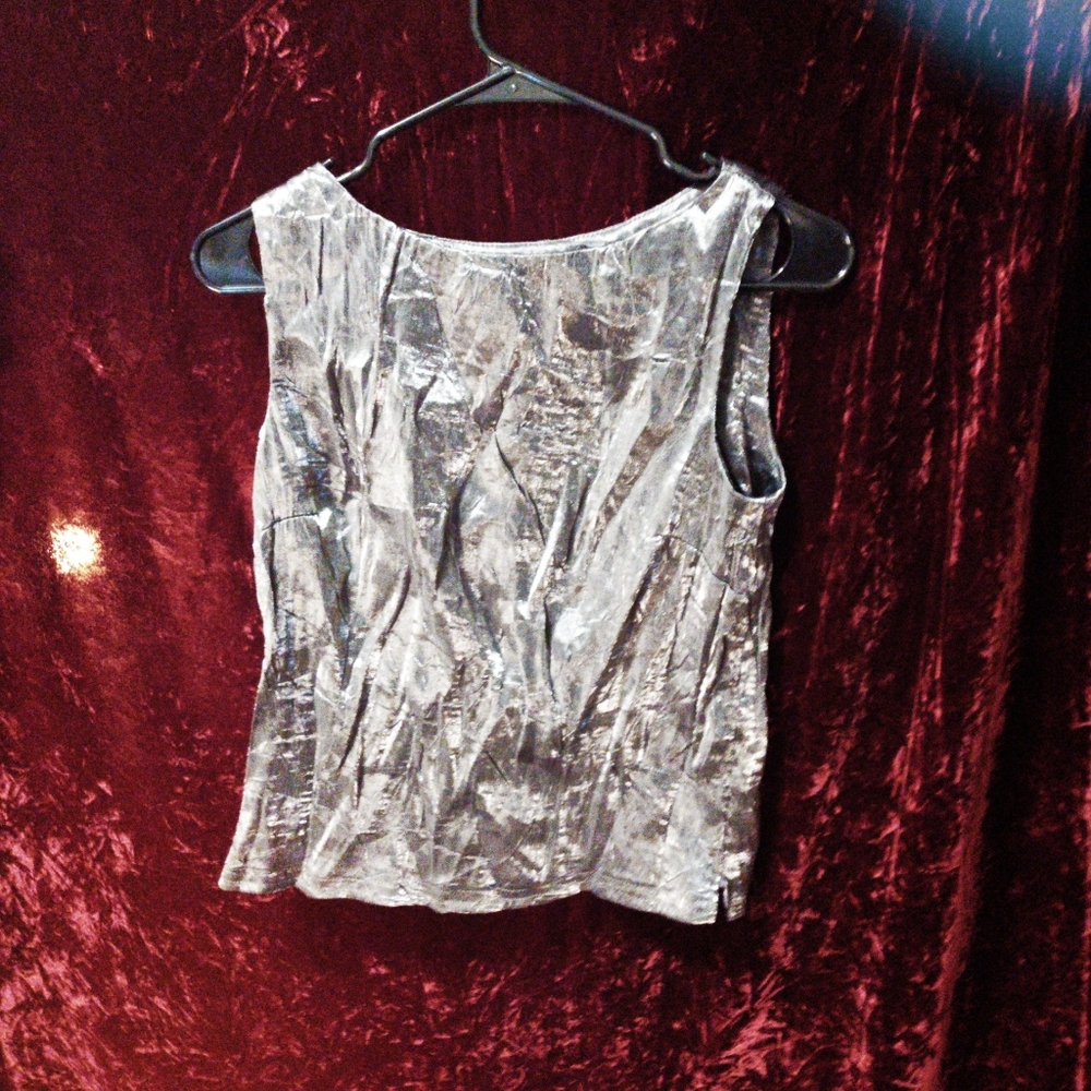 ✴️Silver•Foil Y2K Tank Top✴️